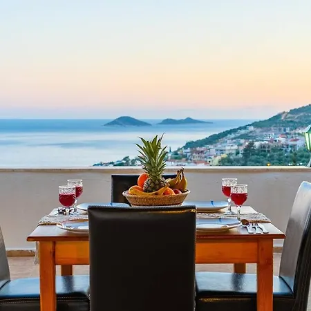 Apartment Kalkanda Merkezde Haftalik Kiralik Daire *