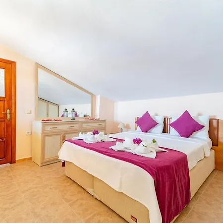 Kalkanda Merkezde Haftalik Kiralik Daire Apartment Kas