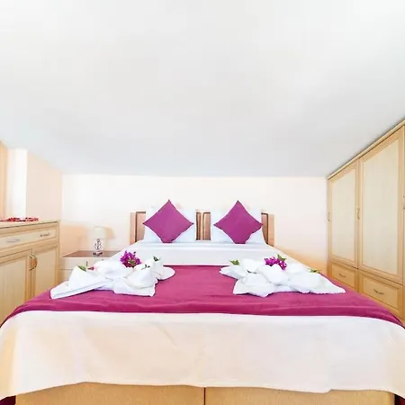 Apartment Kalkanda Merkezde Haftalik Kiralik Daire *